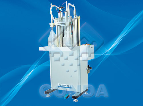 GN-Y2系列雙頭半自動(dòng)灌裝機(jī)